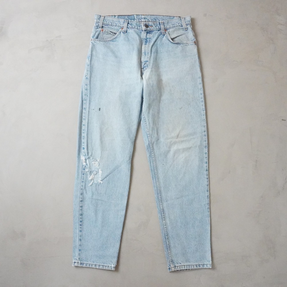 Vintage Levis 550 Jeans 34x32 Mens 90s Light Wash Relaxed Taper Orange Tab